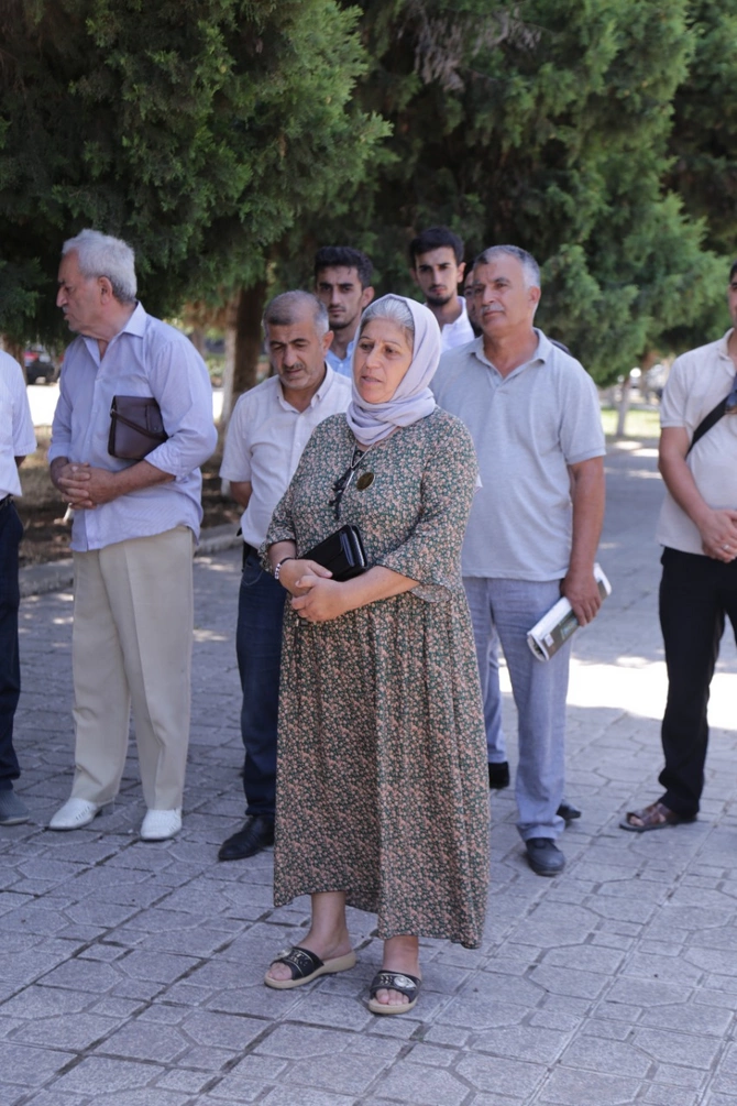 Lənkəranda vətəndaşlarla görüş keçirildi, ünvanlanan suallar cavablandırıldı — FOTOLAR Lənkəranda vətəndaşlarla görüş keçirildi, ünvanlanan suallar cavablandırıldı — FOTOLAR