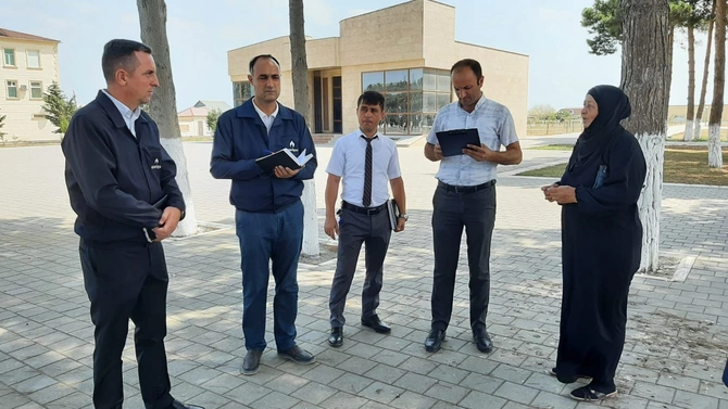 “Açıq mikrofon” aksiyasında Neftçala sakinləri qazla bağlı problemlərini bildirdilər — FOTOLAR “Açıq mikrofon” aksiyasında Neftçala sakinləri qazla bağlı problemlərini bildirdilər — FOTOLAR