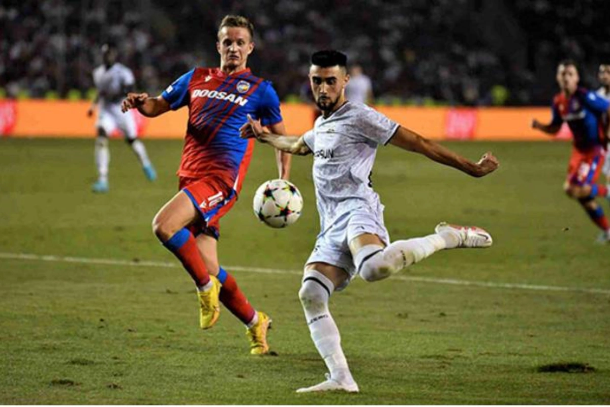 “Qalatasaray” “Qarabağ”ın futbolçusunu istəyir