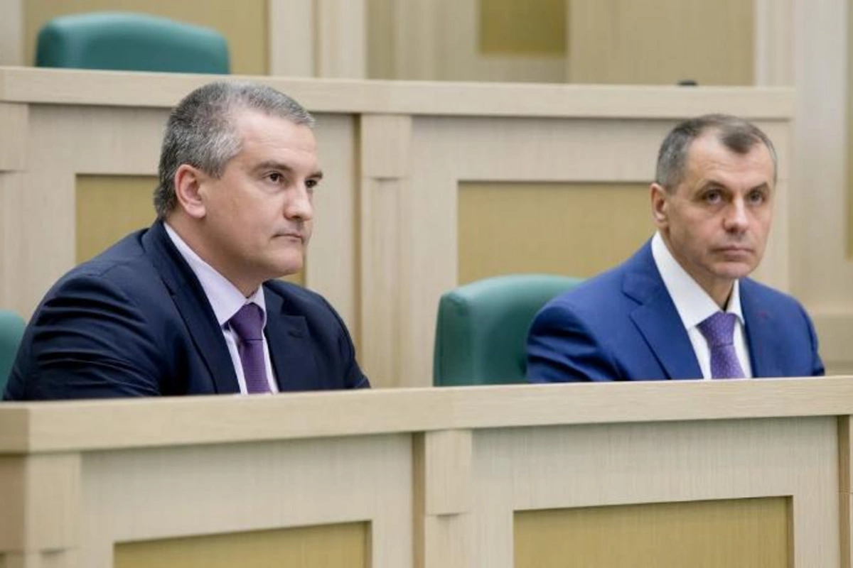 Krım rəhbərliyi yarımadadan qaçdı — Moskvada olduğu deyilir