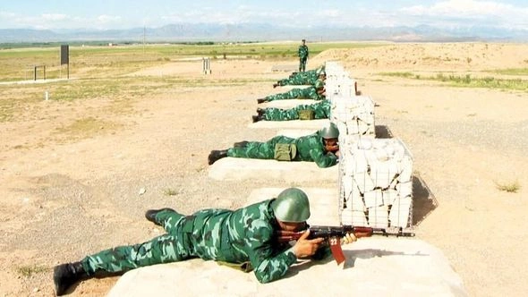 Naxçıvanda sərhəd boyunca siqnalizasiya sistemi yaradıldı — FOTOLAR Naxçıvanda sərhəd boyunca siqnalizasiya sistemi yaradıldı — FOTOLAR