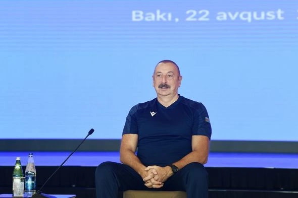 Prezidentlə xanımı İslamiadada uğur qazanmış idmançılarla görüşdü — YENİLƏNİB