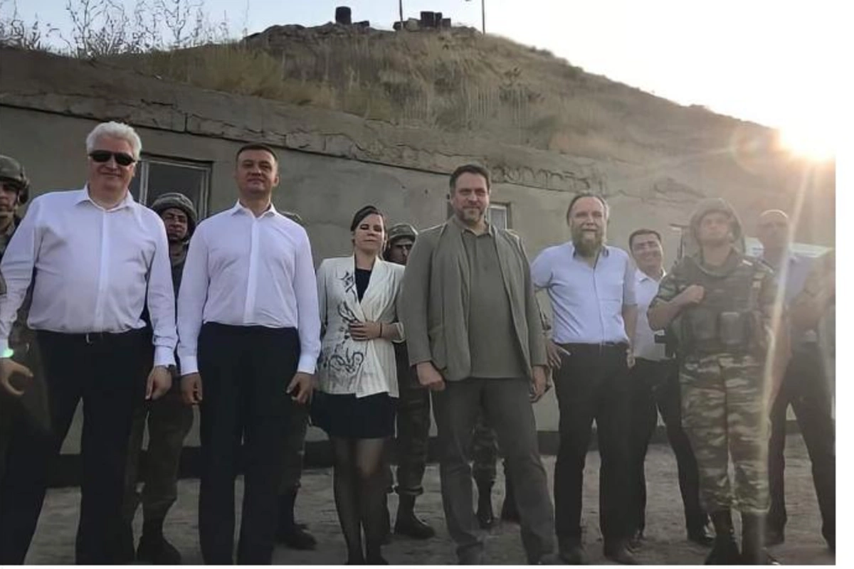Duqinin qızı Darya Lələtəpə yüksəkliyinə necə gedib çıxmışdı — MARAQLI FOTO