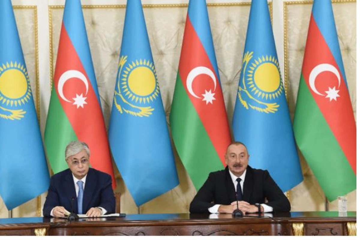 Azərbaycan və Qazaxıstan prezidentləri mətbuata bəyanatlarla çıxış etdilər — FOTOLAR (YENİLƏNİB)
