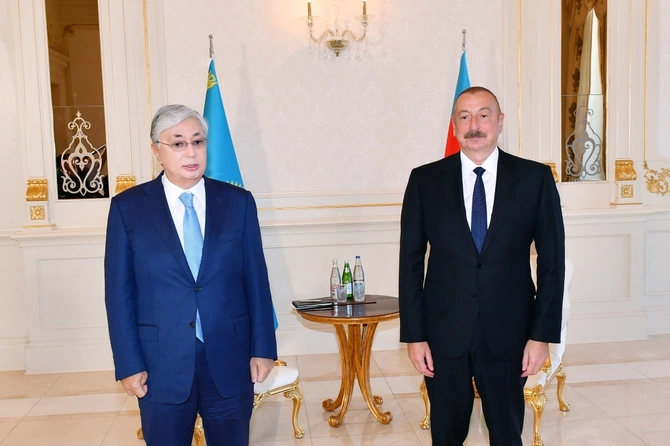 İlham Əliyev Qazaxıstanın “Altın kıran” – “Qızıl qartal” ali ordeni ilə təltif olundu — YENİLƏNİB İlham Əliyev Qazaxıstanın “Altın kıran” – “Qızıl qartal” ali ordeni ilə təltif olundu — YENİLƏNİB
