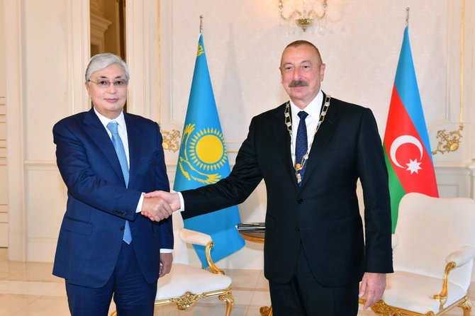 İlham Əliyev Qazaxıstanın “Altın kıran” – “Qızıl qartal” ali ordeni ilə təltif olundu — YENİLƏNİB İlham Əliyev Qazaxıstanın “Altın kıran” – “Qızıl qartal” ali ordeni ilə təltif olundu — YENİLƏNİB