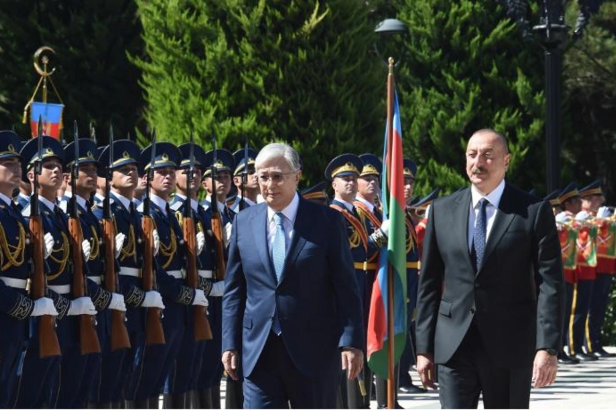 Kasım-Jomart Tokayevin rəsmi qarşılanma mərasimi oldu — FOTOLAR