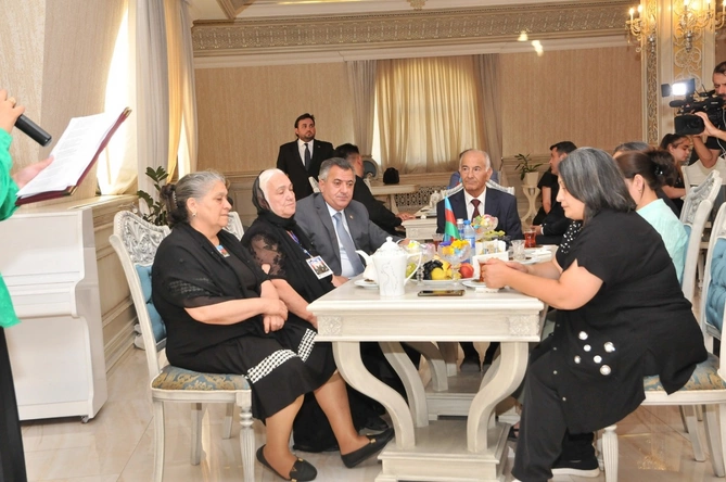 Abşeronda şəhid ailələri və qazilər üçün həyata keçirilən layihələr davam etdirilir — FOTOLAR
