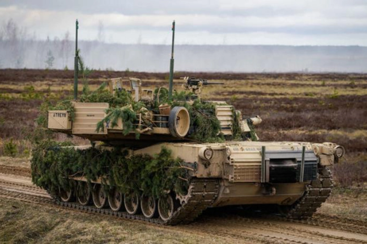 ABŞ Polşaya bir milyardlıq tank verəcək