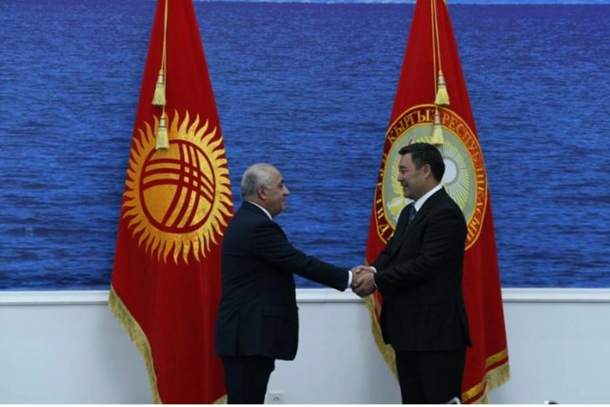Əli Əsədov Qırğızıstan Prezidenti ilə görüşdü — FOTO