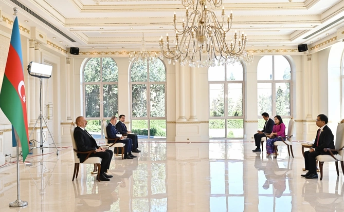 Prezident yeni səfirlərin etimadnamələrini qəbul etdi — FOTOLAR