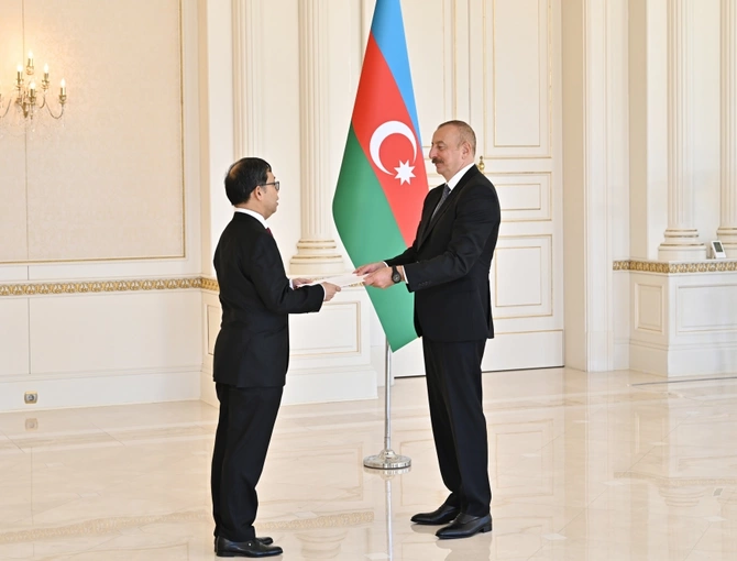 Prezident yeni səfirlərin etimadnamələrini qəbul etdi — FOTOLAR