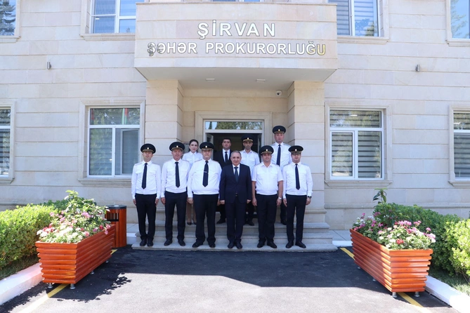 Baş prokuror Şirvan və Hacıqabul sakinlərini qəbul etdi — FOTOLAR