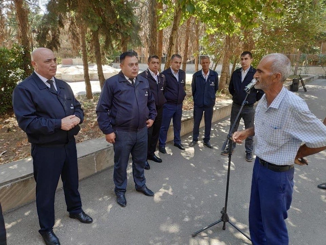 Vətəndaşlarla növbəti görüş Ucarda baş tutdu — FOTOLAR Vətəndaşlarla növbəti görüş Ucarda baş tutdu — FOTOLAR