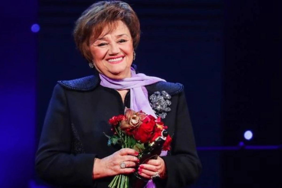 Tamara Sinyavskaya “Şərəf” ordeni təqdim edildi — FOTO