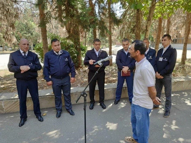 Vətəndaşlarla növbəti görüş Ucarda baş tutdu — FOTOLAR Vətəndaşlarla növbəti görüş Ucarda baş tutdu — FOTOLAR
