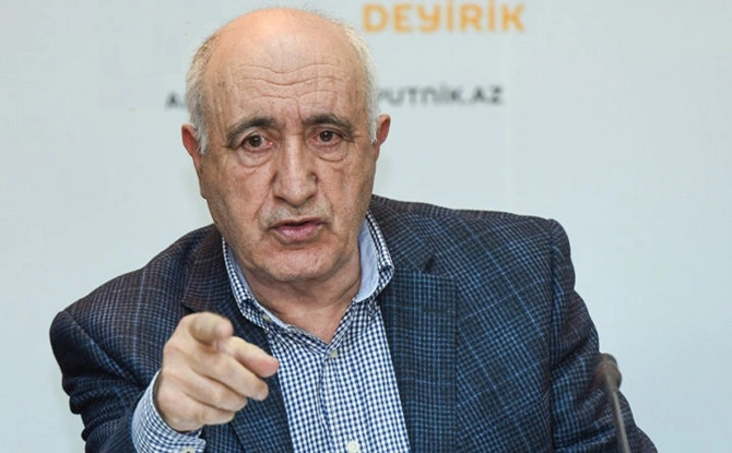 Ali məktəblərə qəbul attestatla olsun! — Professordan TƏKLİF