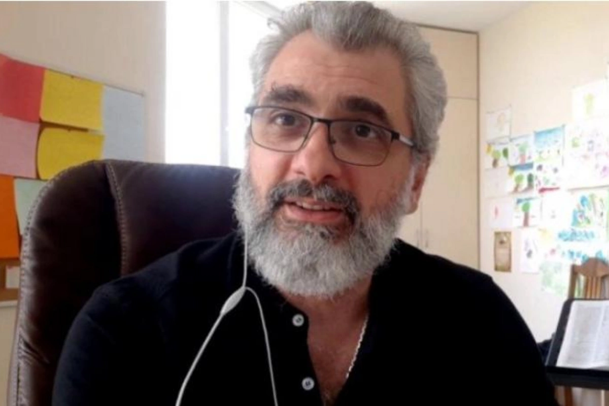 Xaçkarların sirri... — Erməni tarixçi soydaşlarının xəstəliyini lağa qoydu/VİDEO