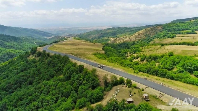 Laçın şəhərindən yan keçən yeni avtomobil yolunun tikintisi yekunlaşır — FOTOLAR