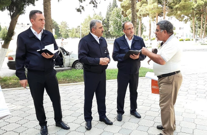 “Açıq mikrofon” Şirvanda quruldu — FOTOLAR “Açıq mikrofon” Şirvanda quruldu — FOTOLAR