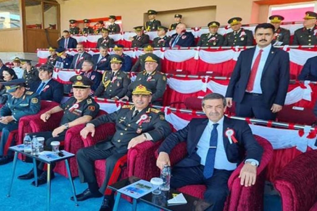 Zakir Həsənov Türkiyədə Ali Hərbi Məktəbin buraxılış mərasimində — FOTO