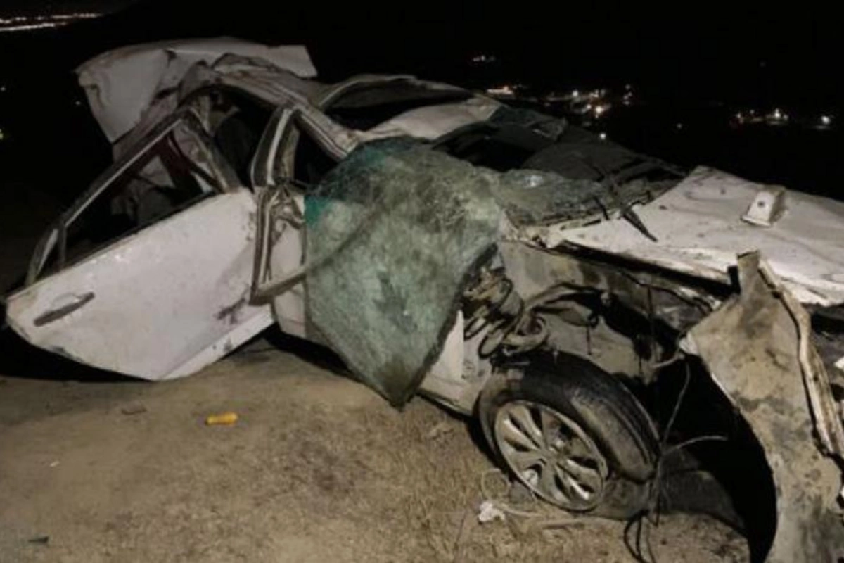 Bakıda avtomobil aşıb, ölən var— FOTO/YENİLƏNİB