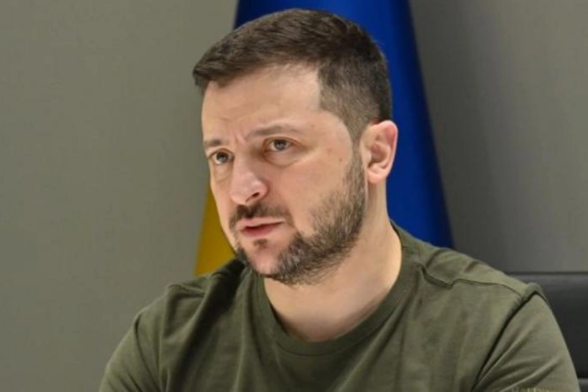 Zelenski Makron və Şoltsla görüşmək üçün Parisə gedir