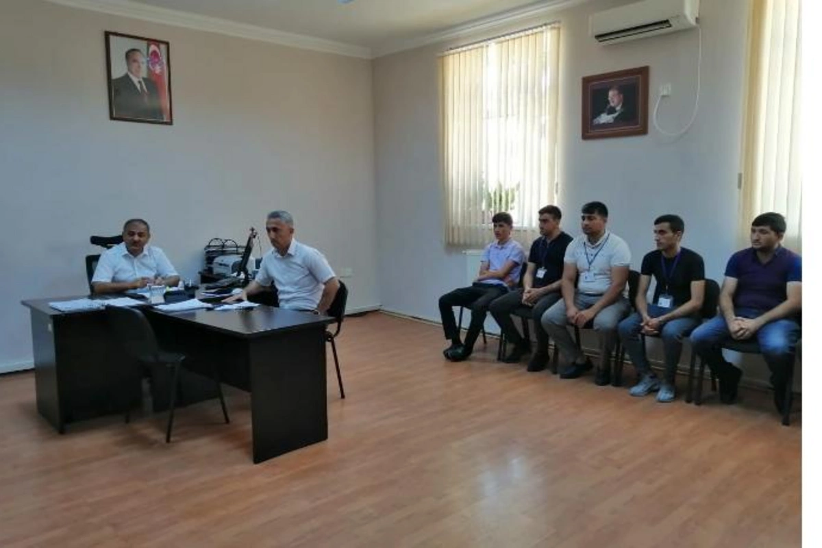 Gənc fəhlələr istehsalat təcrübəsinə cəlb olundular — FOTOLAR