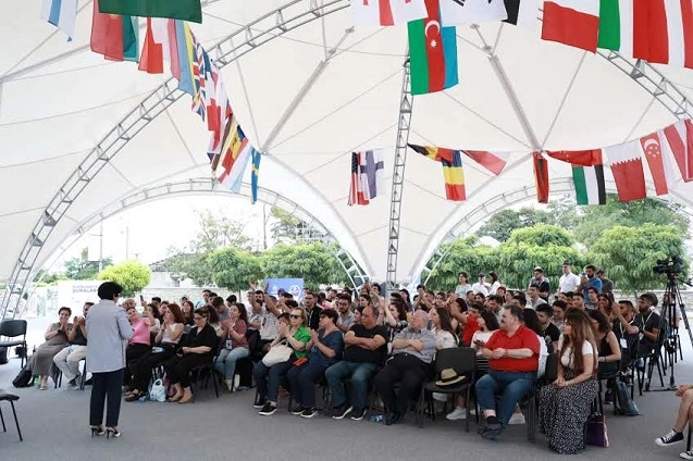 III Yay Düşərgəsində Azərbaycanın müstəqillik tarixi müzakirə olundu — FOTOLAR