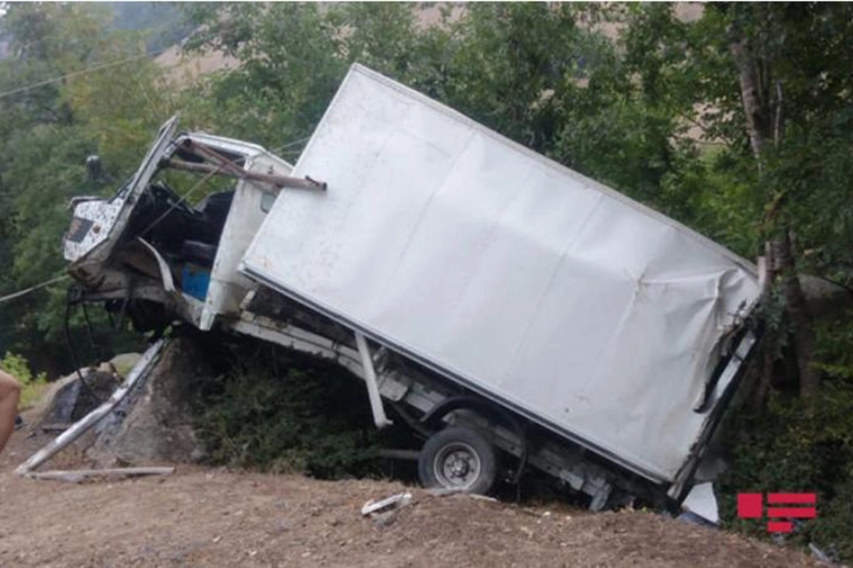 Lerikdə baş verən yol qəzasında sürücü öldü