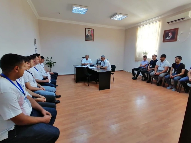 Gənc fəhlələr istehsalat təcrübəsinə cəlb olundular — FOTOLAR