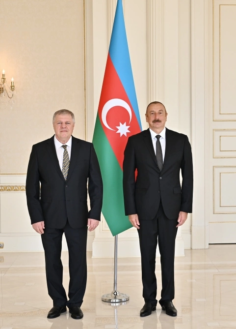 İlham Əliyev Slovakiyanın yeni səfirinin etimadnaməsini qəbul etdi — YENİLƏNİB
