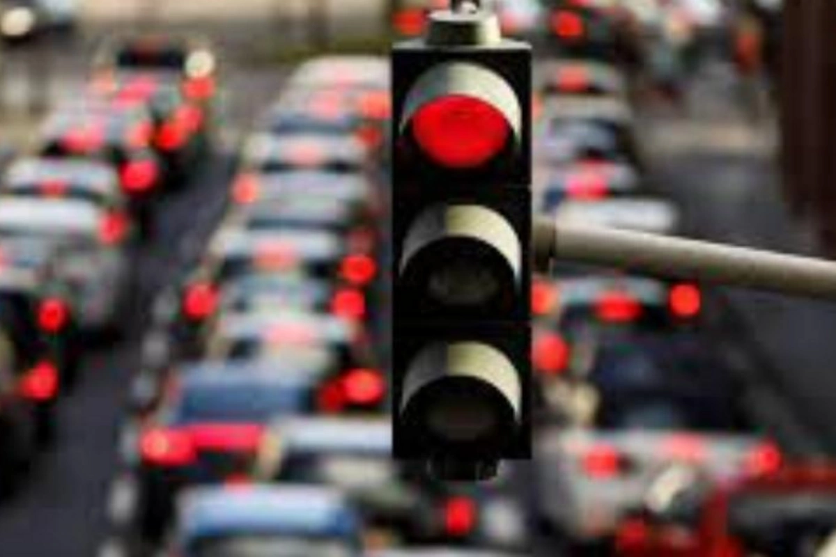 Bakıda sıxlıq müşahidə edilən yollar açıqlandı