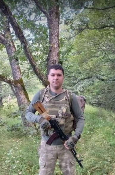 Minaya düşərək şəhid olan hərbçimiz nişanlı olub — FOTOLAR Minaya düşərək şəhid olan hərbçimiz nişanlı olub — FOTOLAR