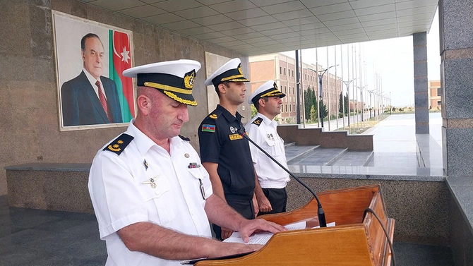 Gənc əsgərlərin andiçmə mərasimləri keçirildi — FOTOLAR Gənc əsgərlərin andiçmə mərasimləri keçirildi — FOTOLAR