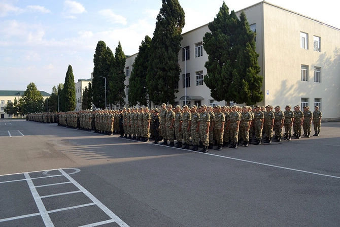Gənc əsgərlərin andiçmə mərasimləri keçirildi — FOTOLAR Gənc əsgərlərin andiçmə mərasimləri keçirildi — FOTOLAR