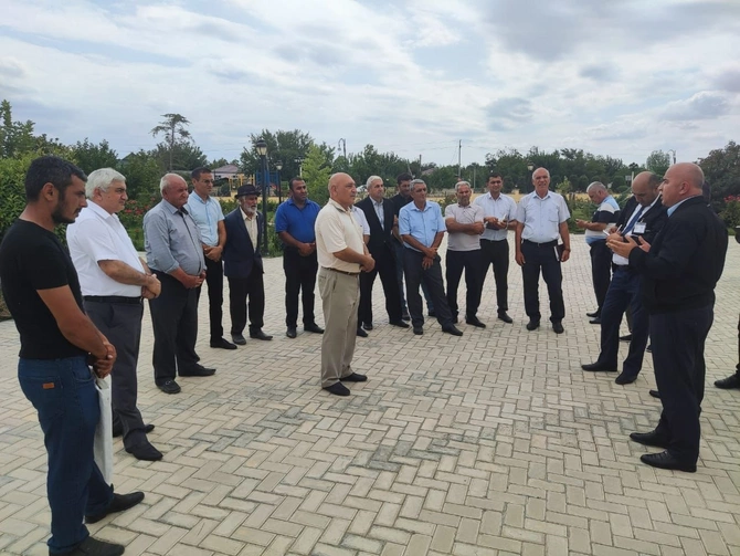 Füzulidə vətəndaşların problemləri dinlənildi — FOTOLAR