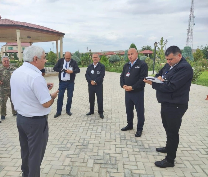 Füzulidə vətəndaşların problemləri dinlənildi — FOTOLAR