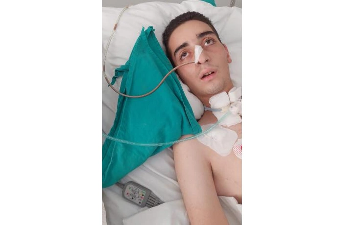 Daxili Qoşunların müdavimi hospitalda niyə şikəst oldu? — Zabit olmaq istəyən vətənpərvər gəncin acı taleyi... (FOTOLAR) Daxili Qoşunların müdavimi hospitalda niyə şikəst oldu? — Zabit olmaq istəyən vətənpərvər gəncin acı taleyi... (FOTOLAR)