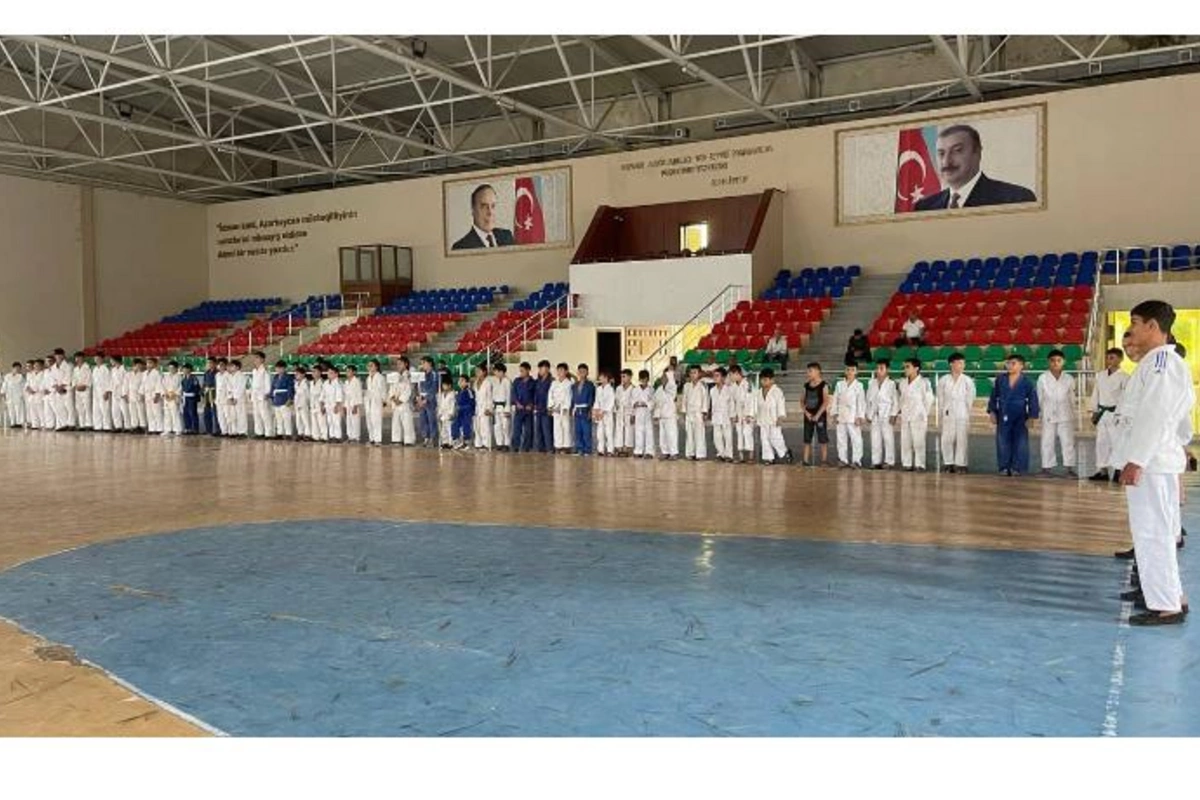 Salyanda cüdo üzrə açıq rayon birinciliyi keçirildi — FOTOLAR