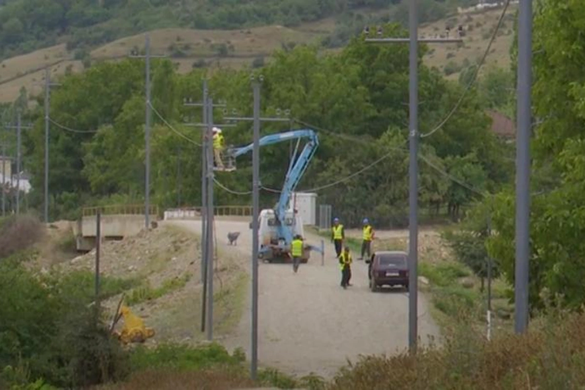 Qubanın 4 kəndində elektrik şəbəkəsi yenidən quruldu — VİDEO