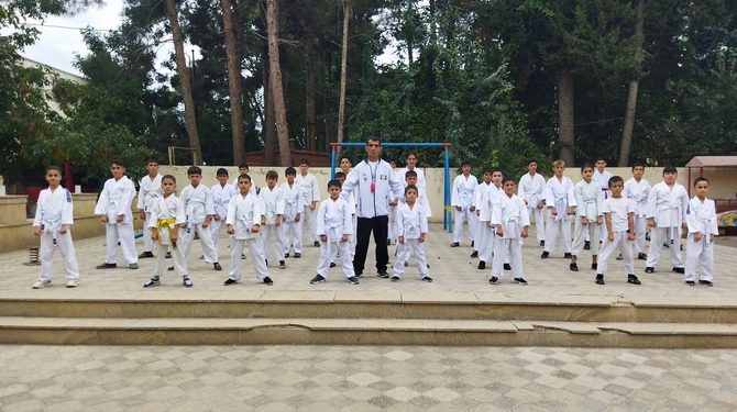 Karate hamı üçün devizi altında kütləvi tədbir keçirildi — FOTOLAR