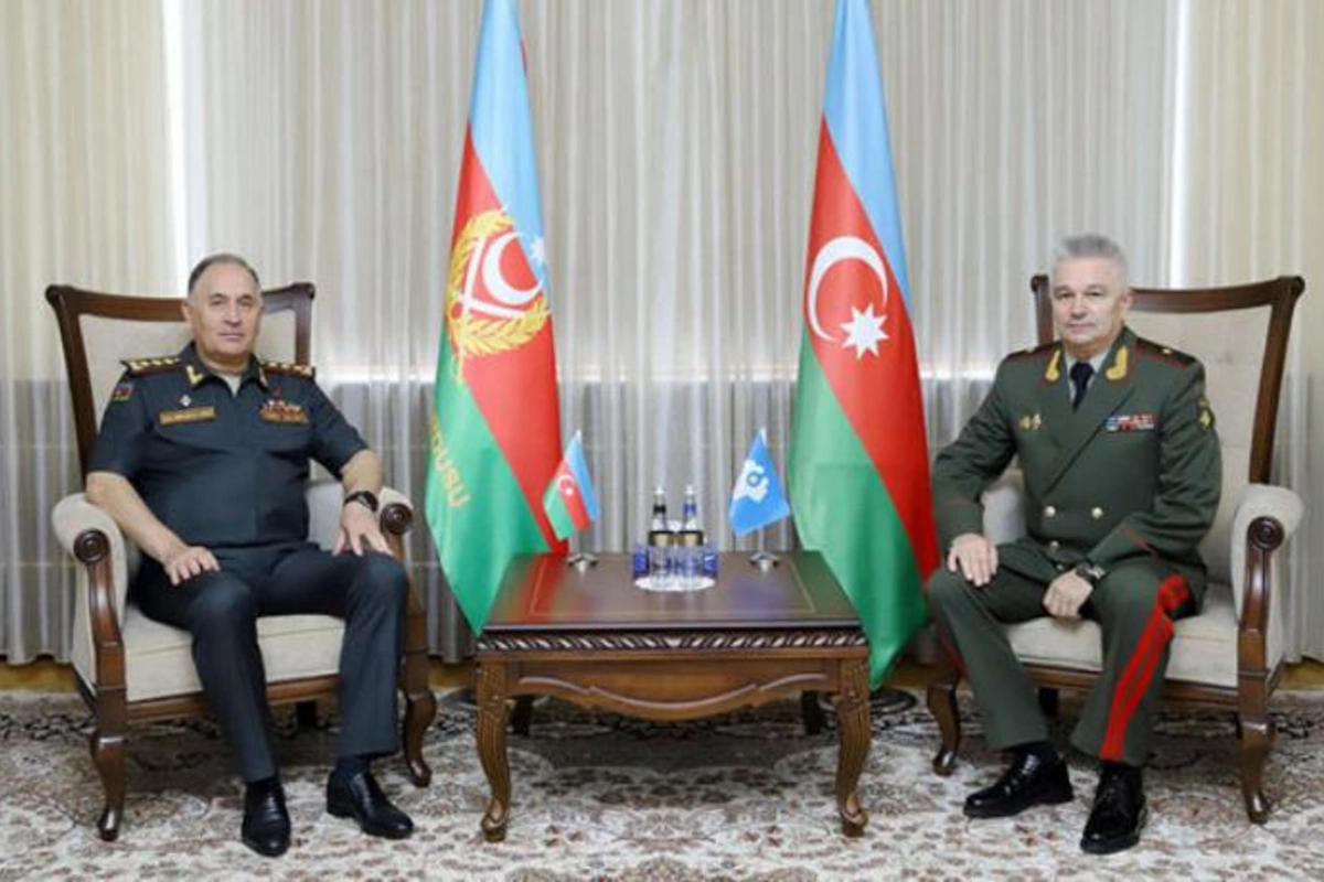 Baş Qərargah rəisi MDB Müdafiə Nazirləri Şurasının katibi ilə görüşdü