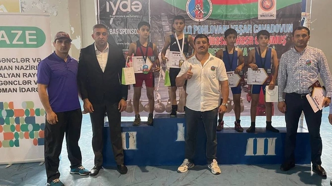 Yaşar Cavadovun xatirəsinə həsr olunmuş güləş üzrə açıq rayon birinciliyi keçirildi — FOTOLAR