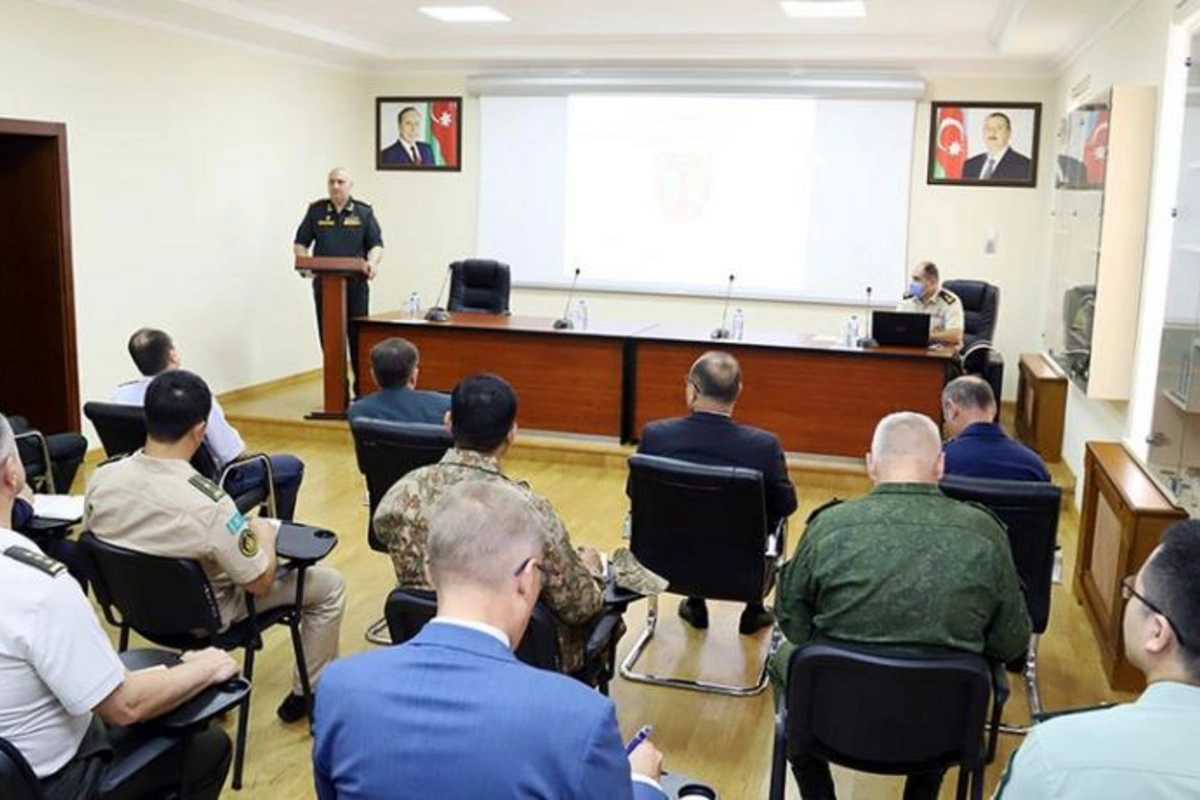 Hərbi attaşelər Ermənistanın genişmiqyaslı təxribatı barədə məlumatlandırılıb