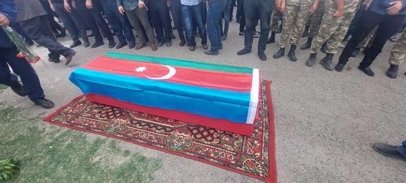 Şəhidimiz Göygöldə dəfn edildi — FOTO Şəhidimiz Göygöldə dəfn edildi — FOTO