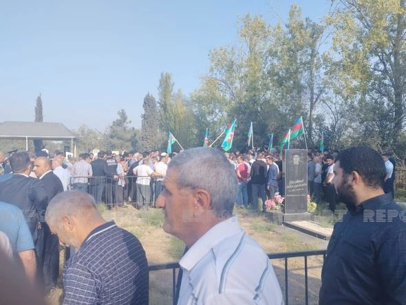 Şəhid hərbi qulluqçu Elmi Səmədovun dəfn mərasimi keçirilib — FOTOLAR