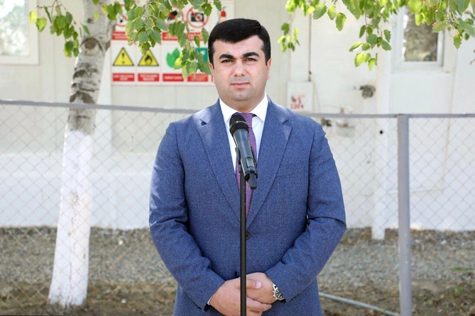 Açıq mikrofonda bu dəfə Salyandan olan sahibkarların müraciətləri dinlənildi Açıq mikrofonda bu dəfə Salyandan olan sahibkarların müraciətləri dinlənildi