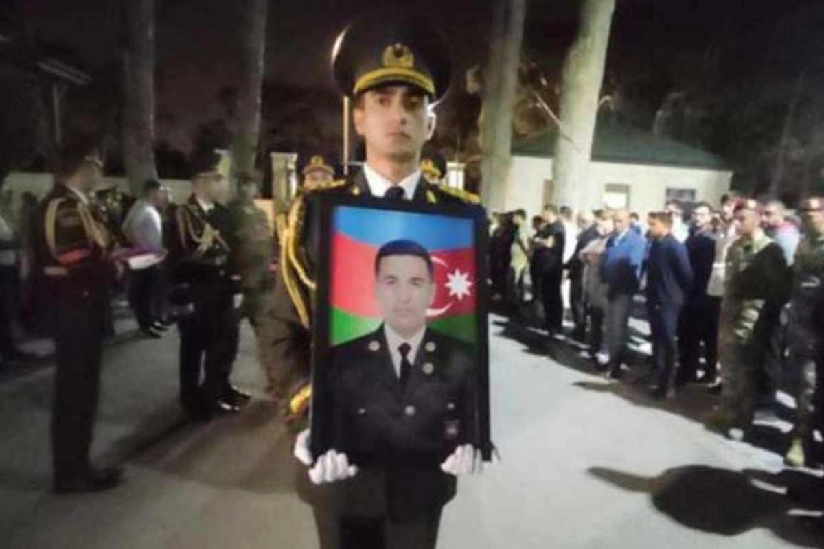 Şəhid Polad Şirinov II Fəxri xiyabanda dəfn olundu — VİDEO