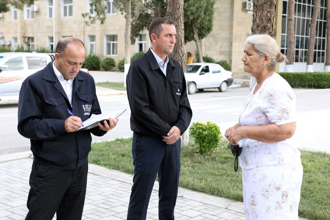 Açıq mikrofon aksiyasında sahibkarlıqla məşğul olan abonentlərin də müraciəti dinlənildi